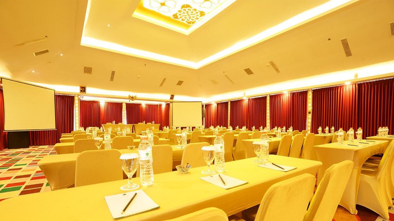 Kj Hotel Yogyakarta Eksteriør bilde