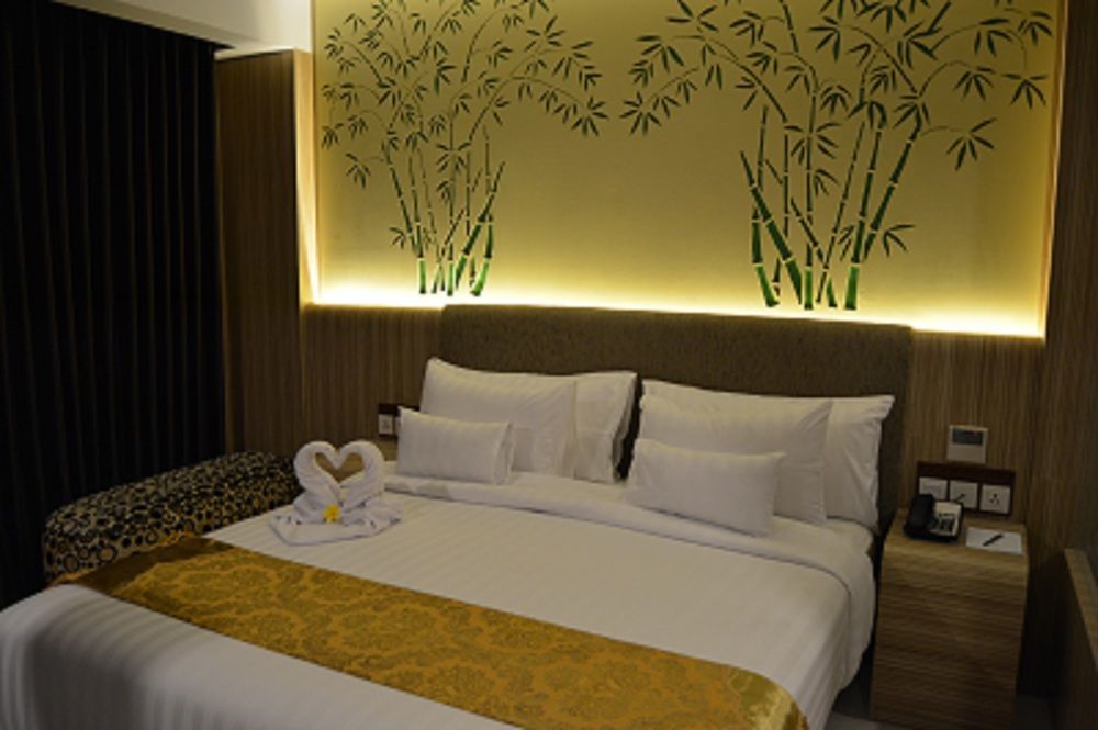 Kj Hotel Yogyakarta Eksteriør bilde