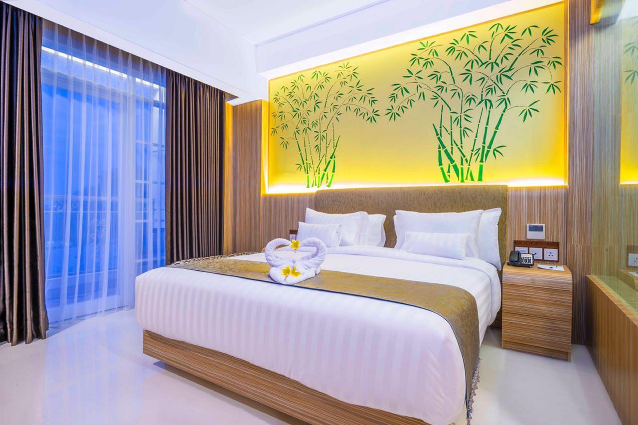 Kj Hotel Yogyakarta Eksteriør bilde